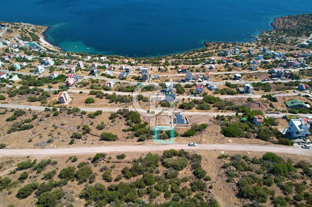 ÇANDARLI EYKO AKVARYUM KOYU MANZARALI VİLLA İMARLI SATILIK ARSA