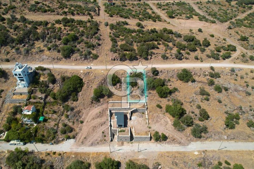 ÇANDARLI EYKO AKVARYUM KOYU MANZARALI VİLLA İMARLI SATILIK ARSA