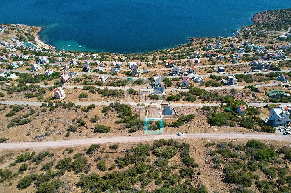 ÇANDARLI EYKO AKVARYUM KOYU MANZARALI VİLLA İMARLI SATILIK ARSA