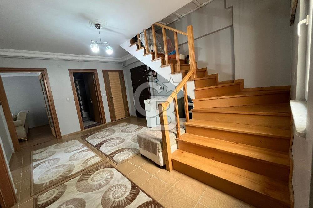 Pendik Dumlupınar' da  Çift Girişli Dubleks