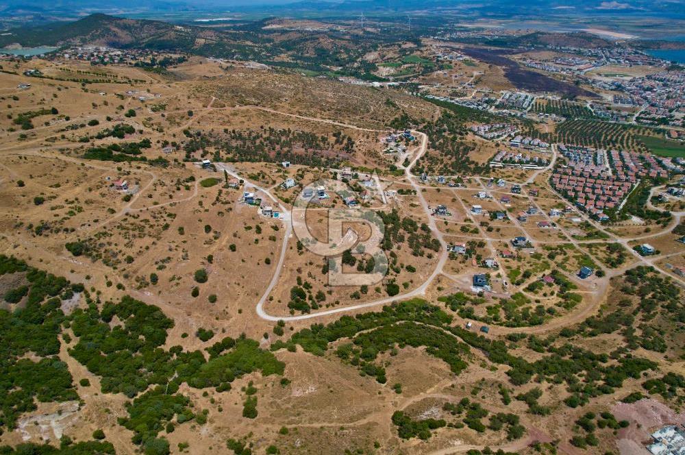 ÇANDARLI YATIRIMA UYGUN 1/2 HİSSE SATILIK ARSA