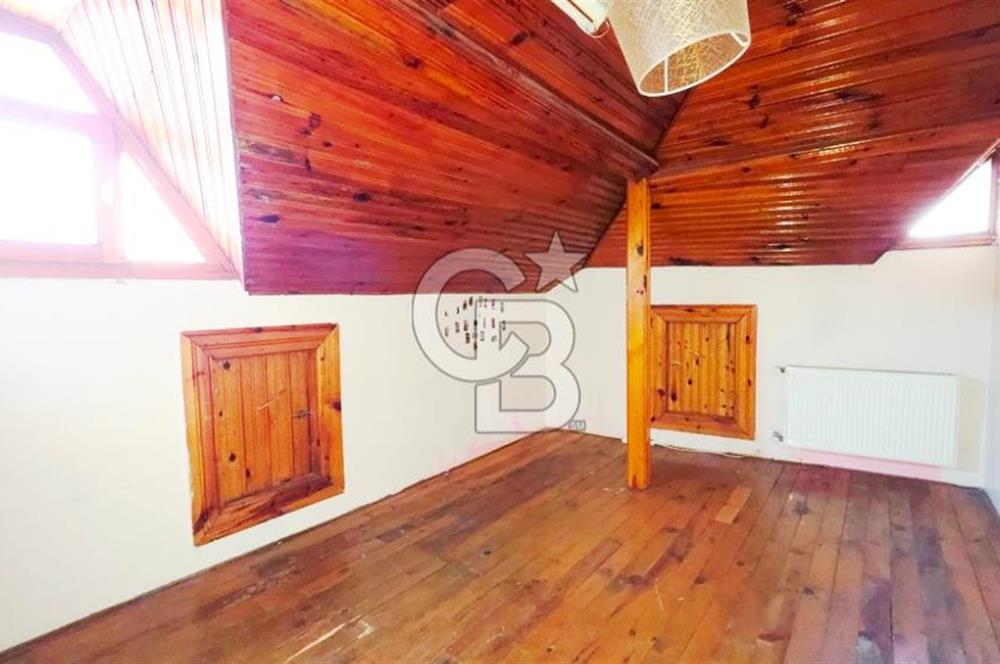 Ahşap Minare Sokak Köşe Başı 145m2 Kullanımlı 4+2 Dubleks Daire
