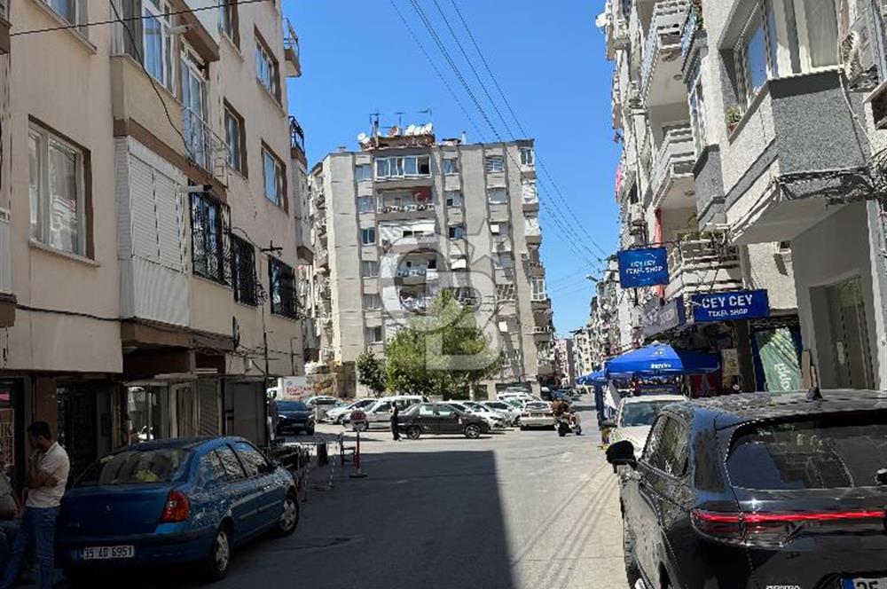 Yeşilyurtta Prestijli Cadde Üzeri Dükkan Kiralık