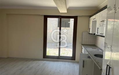 Foça Kazımdirik  Site'de 2+1 Köşe Konumda Satılık Daire