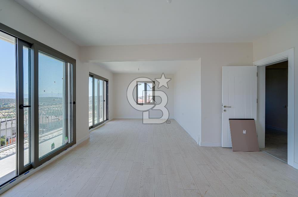 Çeşme Ovacık Satılık 1+1 3+1 4+1 Deniz Manzaralı Teras Daireler