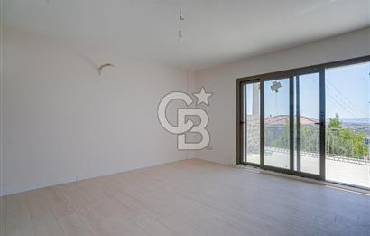 Çeşme Ovacık Satılık 1+1 3+1 4+1 Deniz Manzaralı Teras Daireler