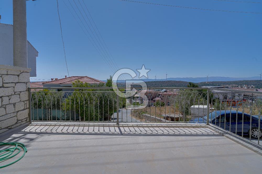 Çeşme Ovacık Satılık 1+1 3+1 4+1 Deniz Manzaralı Teras Daireler
