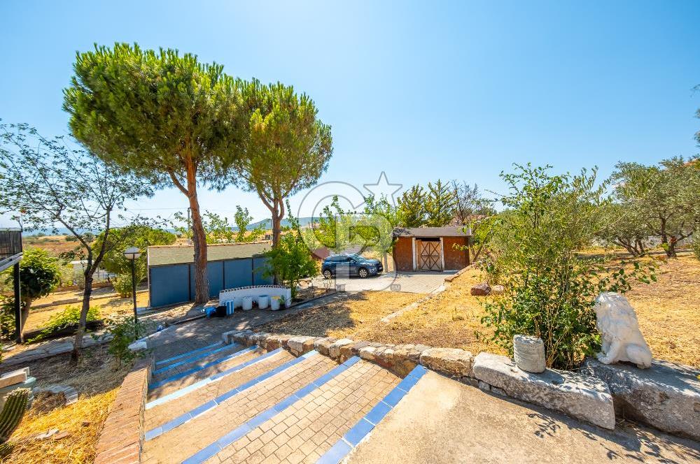 URLA BADEMLERDE 2.160 M2 SATILIK KÖYİÇİ İMARLI ARSA