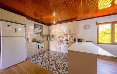 URLA BADEMLERDE 2.160 M2 SATILIK KÖYİÇİ İMARLI ARSA