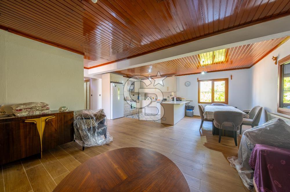 URLA BADEMLERDE 2.160 M2 SATILIK KÖYİÇİ İMARLI ARSA