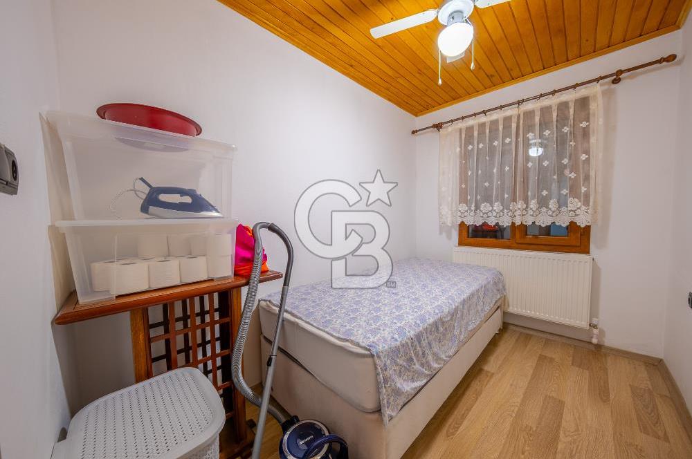 URLA BADEMLERDE 2.160 M2 SATILIK KÖYİÇİ İMARLI ARSA