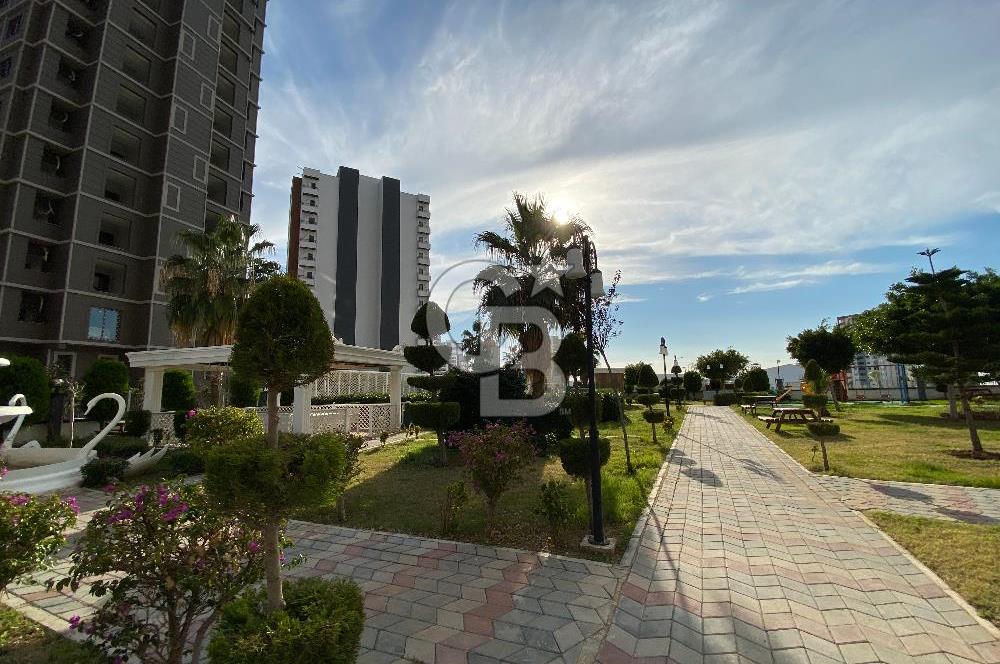 Mersin Mezitli Akdeniz Mah. Deniz Manzaralı Satılık 4+1 Daire