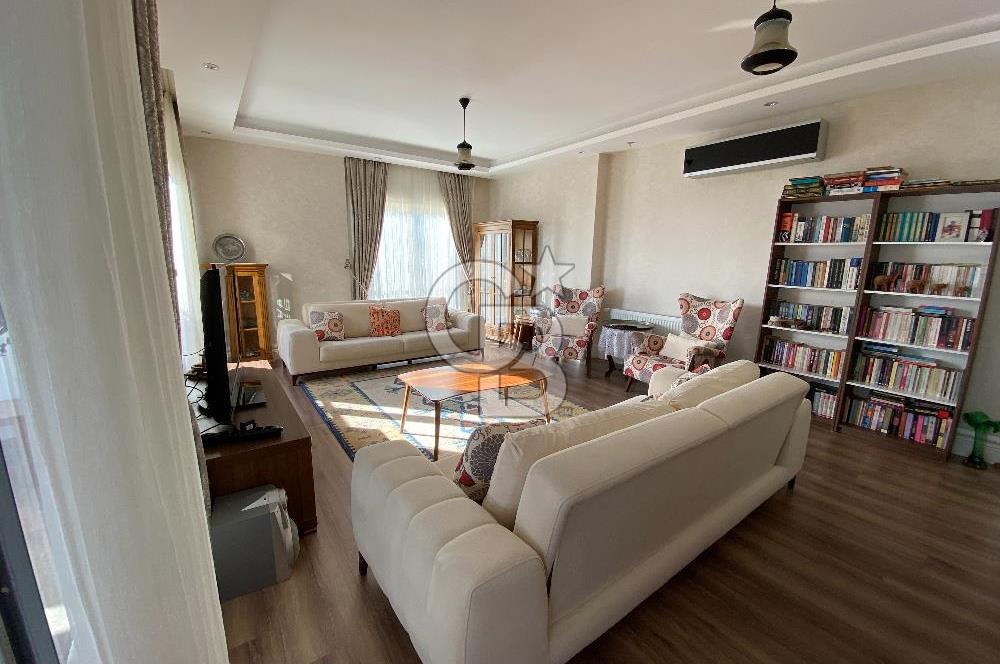 Mersin Mezitli Akdeniz Mah. Deniz Manzaralı Satılık 4+1 Daire