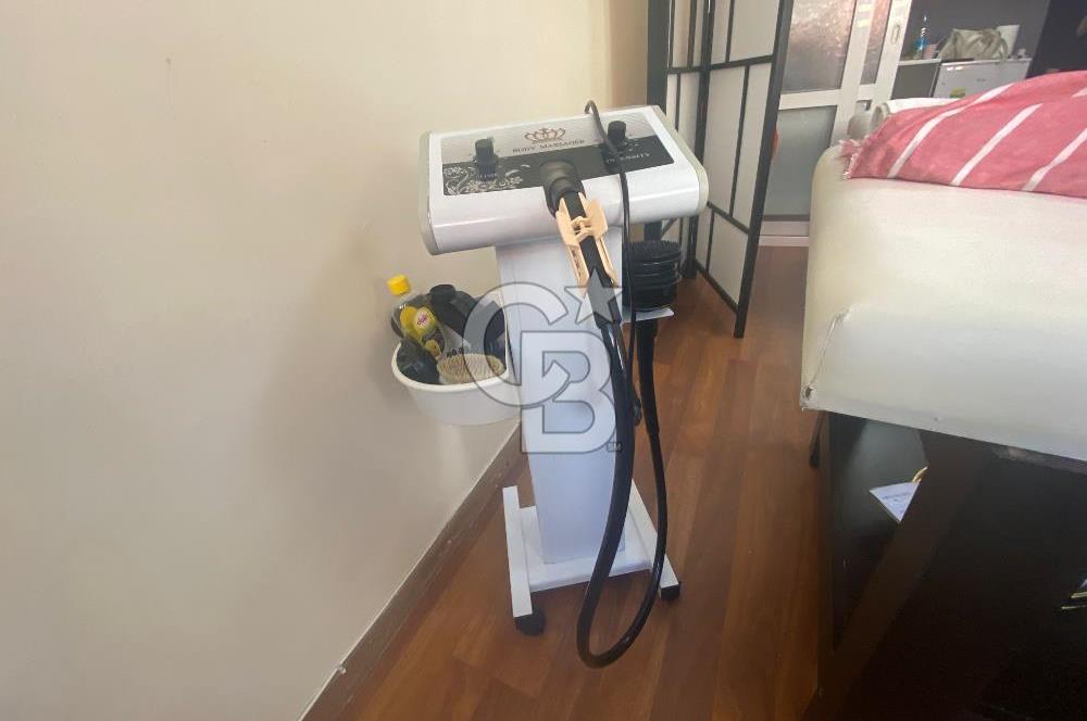 Karşıyaka çarşıda  devren kiralık güzellik salonu
