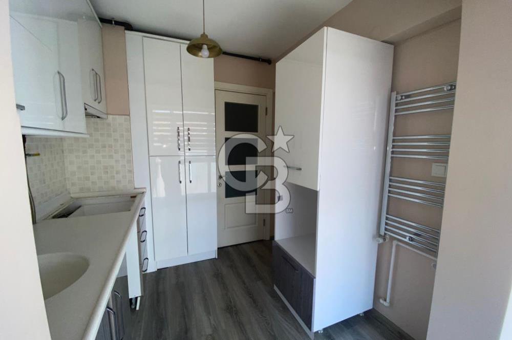 Bostanlı'da Kiralık 2+1 Asansörlü Daire