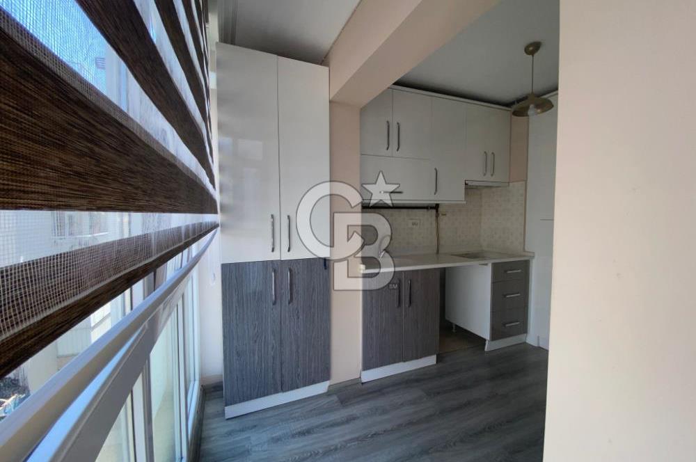 Bostanlı'da Kiralık 2+1 Asansörlü Daire