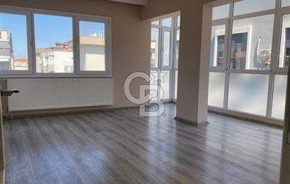 Bostanlı'da Kiralık 2+1 Asansörlü Daire