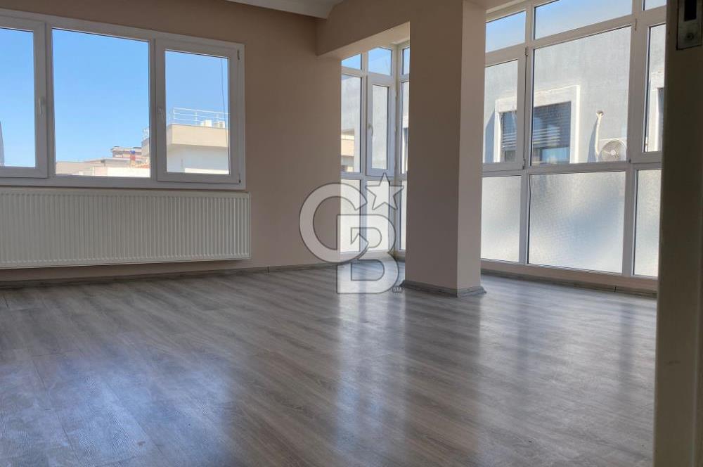 Bostanlı'da Kiralık 2+1 Asansörlü Daire