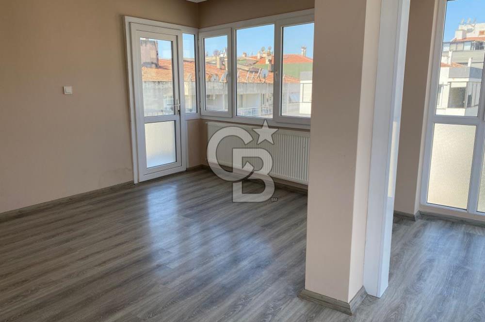 Bostanlı'da Kiralık 2+1 Asansörlü Daire