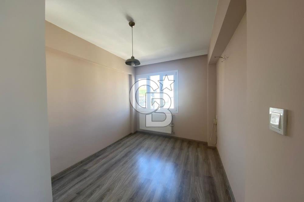 Bostanlı'da Kiralık 2+1 Asansörlü Daire