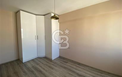 Bostanlı'da Kiralık 2+1 Asansörlü Daire