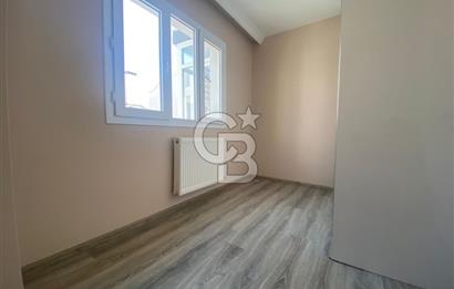 Bostanlı'da Kiralık 2+1 Asansörlü Daire