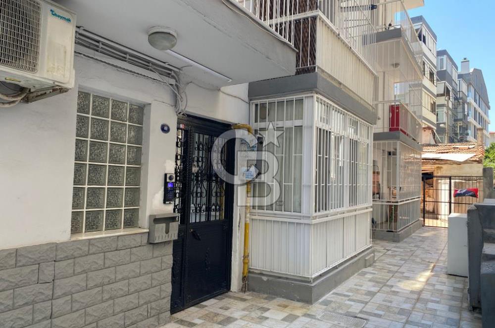 Bostanlı'da Kiralık 2+1 Asansörlü Daire