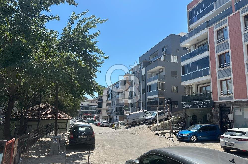 çiğli kaymakamlığı yakınında 3 katlı dükkan
