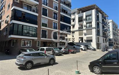 çiğli kaymakamlığı yakınında 3 katlı dükkan