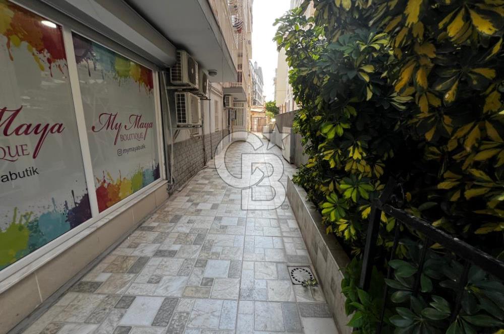 Bostanlı'da Kiralık 2+1 Asansörlü Daire