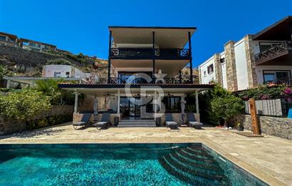 CB CLASS BODRUM GÜNDOĞAN KENDİ SAHİLİ OLAN SATILIK VİLLA