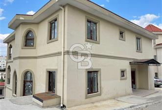 MAVİ LADİNDE BAHÇESİ BÜYÜK ÖNÜ AÇIK VİLLALARDAN İSKANLI