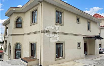 MAVİ LADİNDE BAHÇESİ BÜYÜK ÖNÜ AÇIK VİLLALARDAN İSKANLI