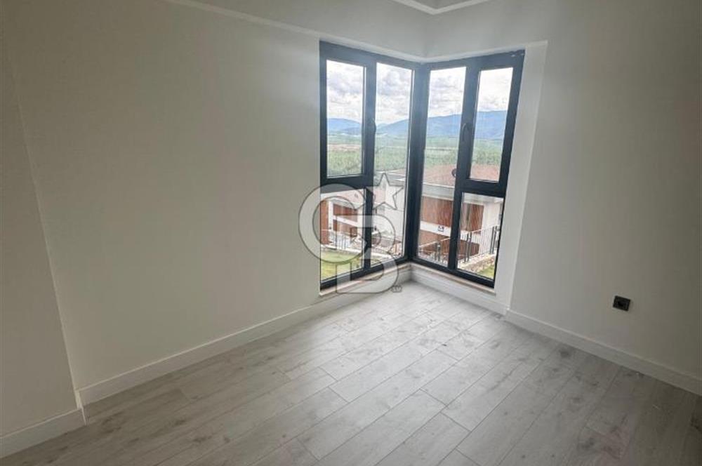 Havaalanı Yakını Hayal Bodrum Sitesinde 2+1 Satılık Daire 