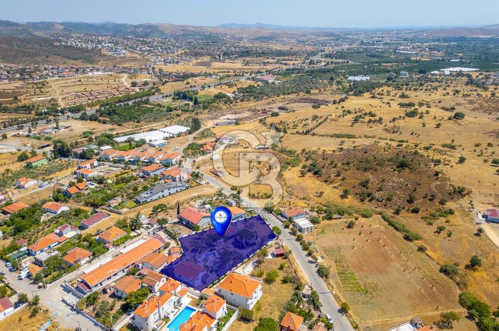 URLA BADEMLERDE 2.160 M2 SATILIK KÖYİÇİ İMARLI ARSA