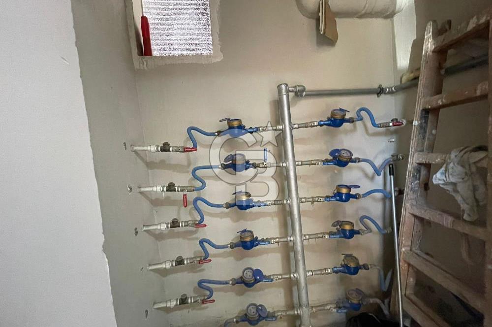 KARŞIYAKA ÖRNEKKÖY MAHALLESİ'NDE  SATILIK 2+1 FIRSAT DAİRE