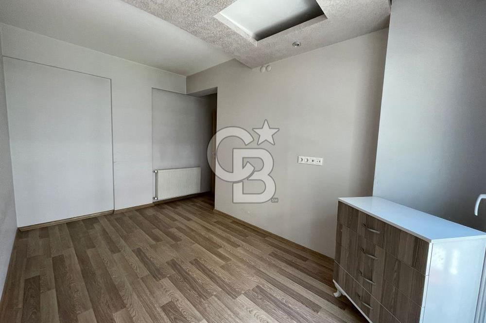 KARŞIYAKA ÖRNEKKÖY MAHALLESİ'NDE  SATILIK 2+1 FIRSAT DAİRE