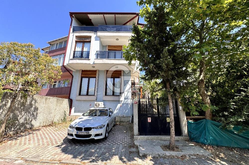 YAKACIKTA ADALAR MANZARALI MÜSTAKİL VİLLA FIRSATI!