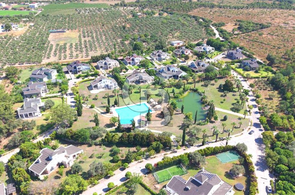 İtokent Sitesi'nin En Büyük Bahçeli Full Bakımlı Villası Satılık 
