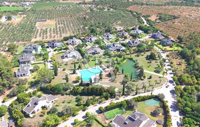 İtokent Sitesi'nin En Büyük Bahçeli Full Bakımlı Villası Satılık 