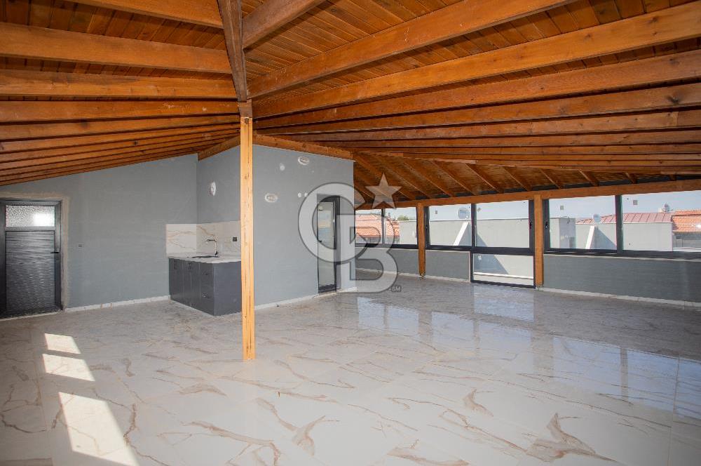 Foça Cumhuriyet Mh.4+1 Denize Sıfır Ultra Lüks Satılık Villa