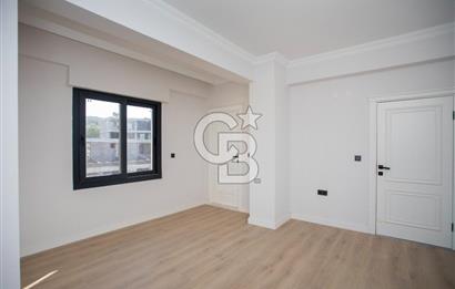 Foça Cumhuriyet Mh.4+1 Denize Sıfır Ultra Lüks Satılık Villa