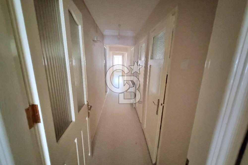 Karşıyaka Bahçelievler Doğalgazlı Asansörlü Kiralık 3+1 Daire