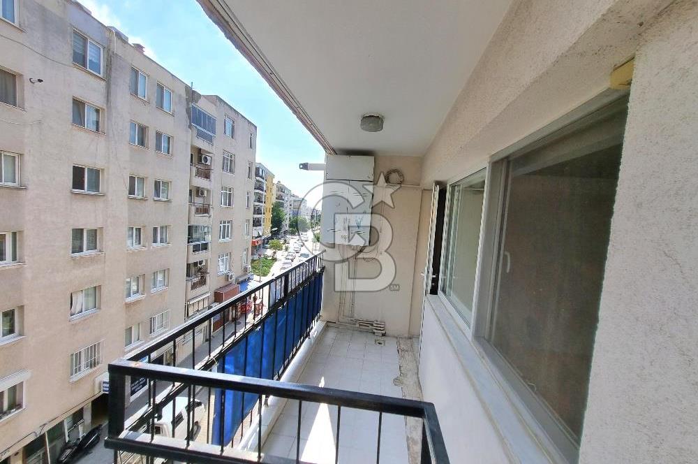 Karşıyaka Bahçelievler Doğalgazlı Asansörlü Kiralık 3+1 Daire