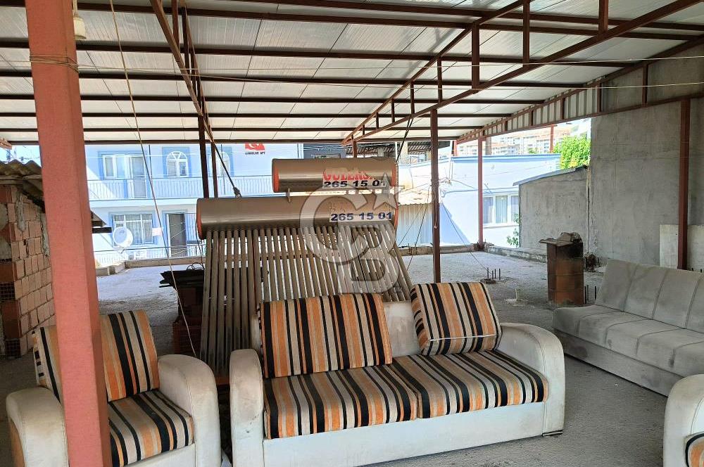ÇİĞLİ HARMANDALINDA 2 KATLI KOMPLE SATILIK BİNA