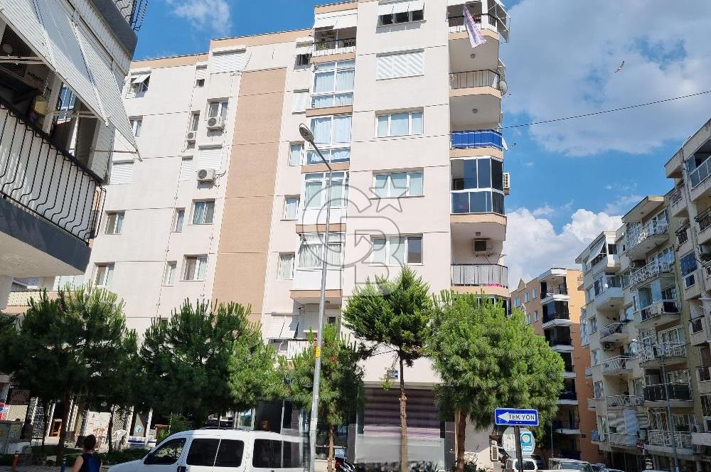 Karşıyaka Bahçelievler Doğalgazlı Asansörlü Kiralık 3+1 Daire