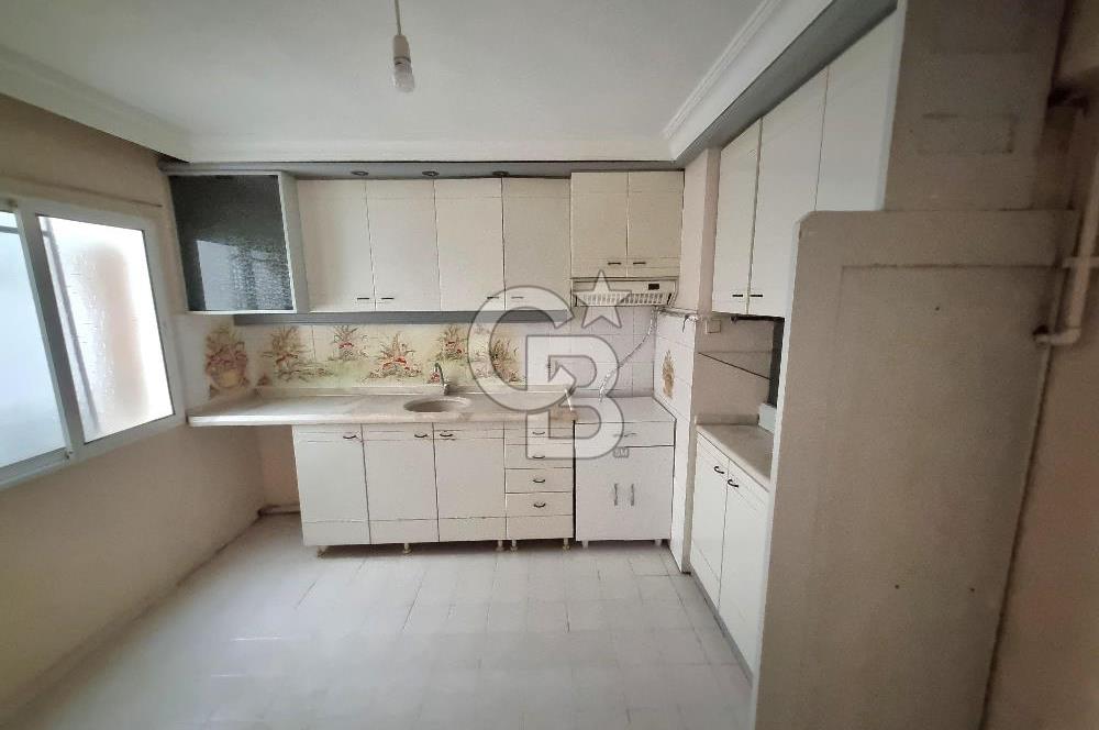 Karşıyaka Bahçelievler Doğalgazlı Asansörlü Kiralık 3+1 Daire