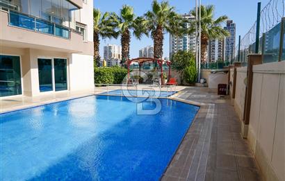 MAVİŞEHİR FAMILY PARK SİTESİNDE HAVUZLU 4+1 SATILIK DAİRE