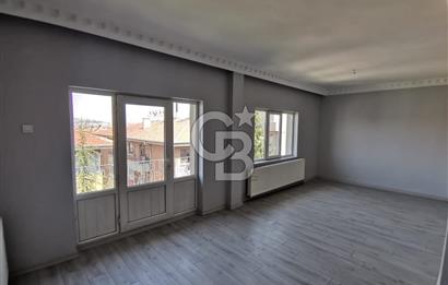 BAHÇELİEVLERDE AŞKABAT CD. PARALELİ SATILIK YAPILI 3+1 BOŞ DAİRE