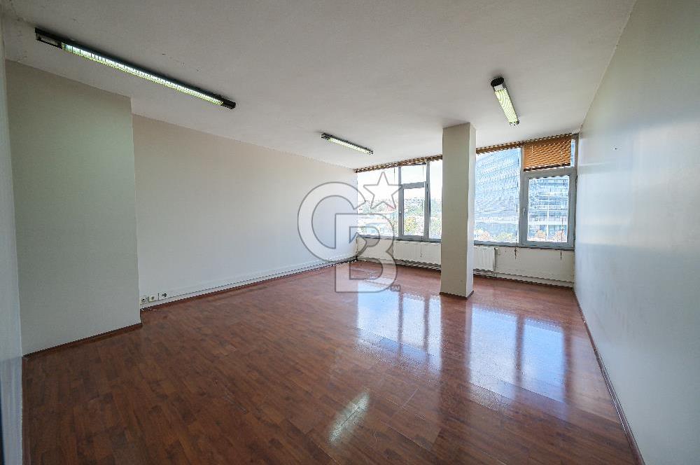 BAHRİYE CADDESİ ÜZERİNDE 700 m2 KOMPLE SATILIK TİCARİ BİNA